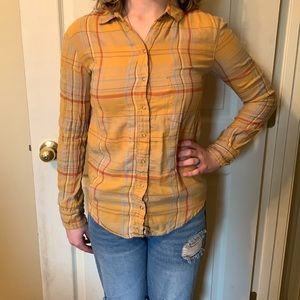 Yellow snap button flannel light weight